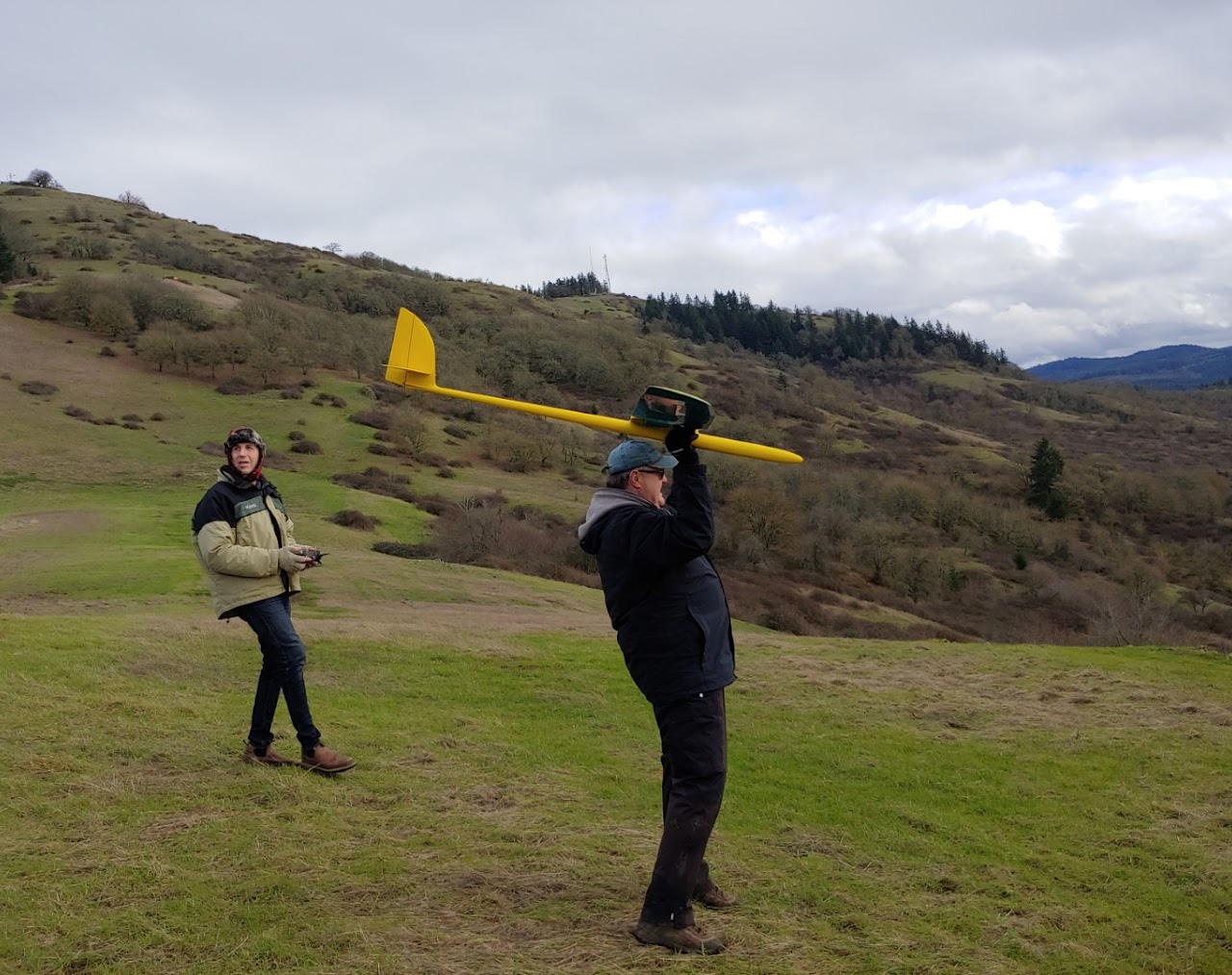 Peterson Butte slope soaring site — launching on the hillside